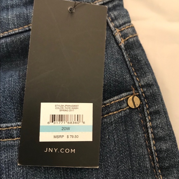 Jones New York Lexington Capris size 20 W jeans - Picture 8 of 8